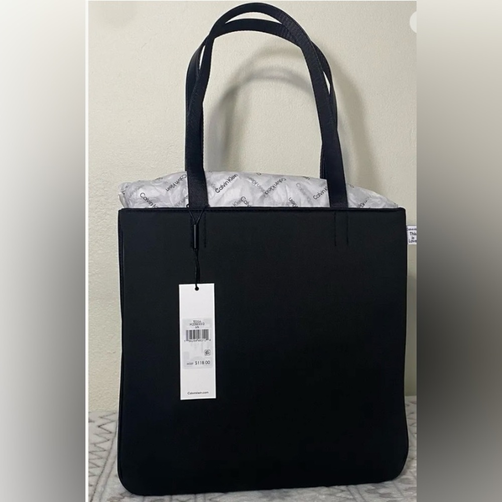 NWT Calvin Klein Black Handbag/Tote